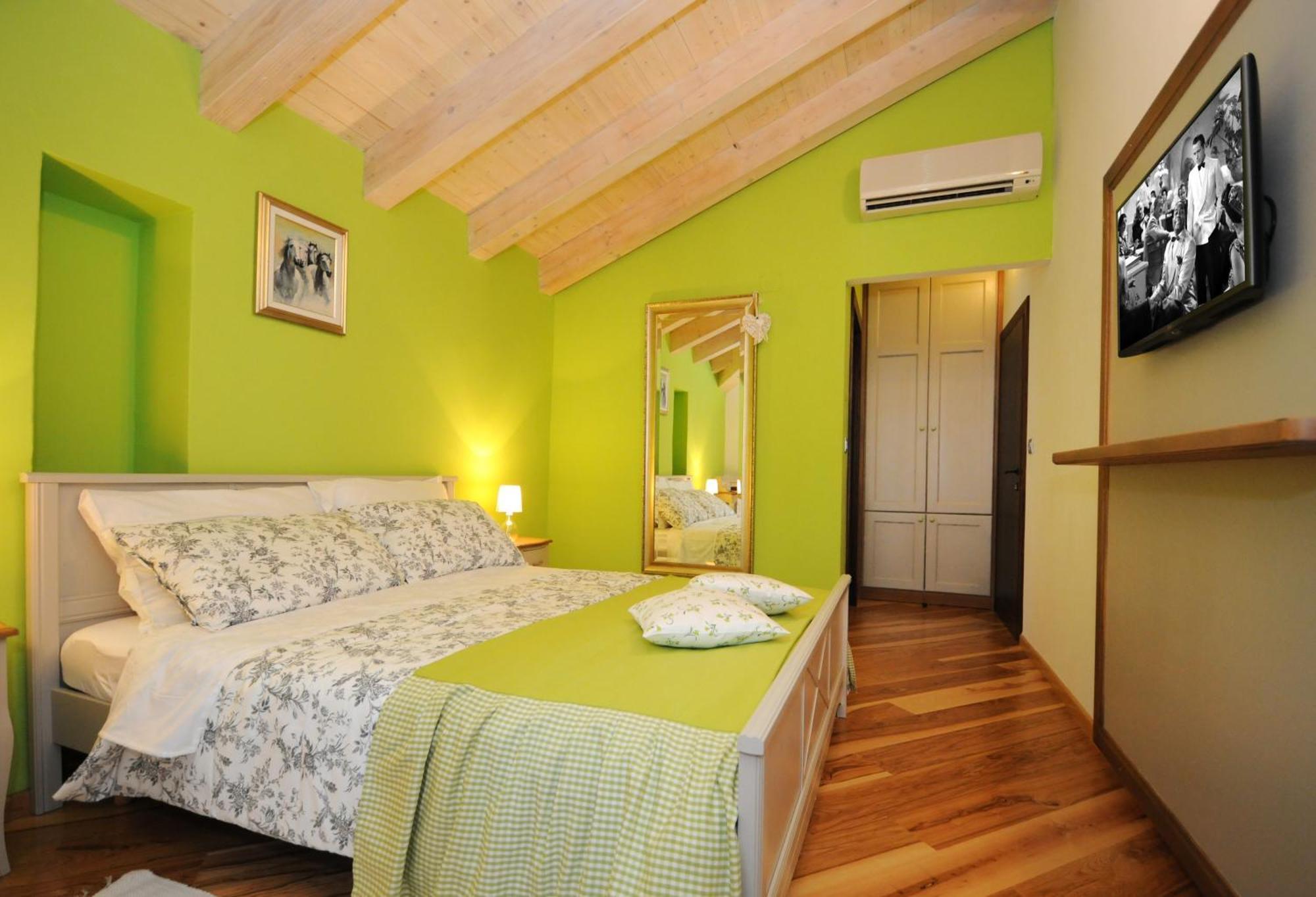 Bed & Breakfast Korta Gira Buici  객실 사진